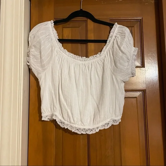 American Eagle White Puff Sleeve Crop Top - Picture 1 of 3